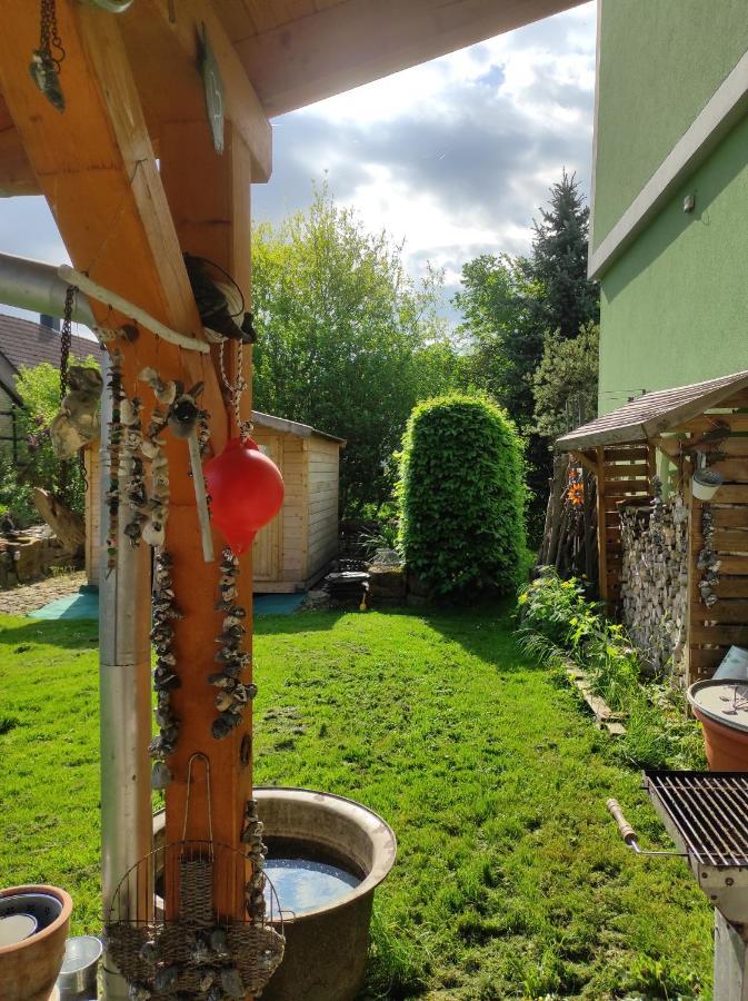 Schoene Gemuetliche Ferienwohnung Am Saaleradweg Grosseutersdorf Buitenkant foto